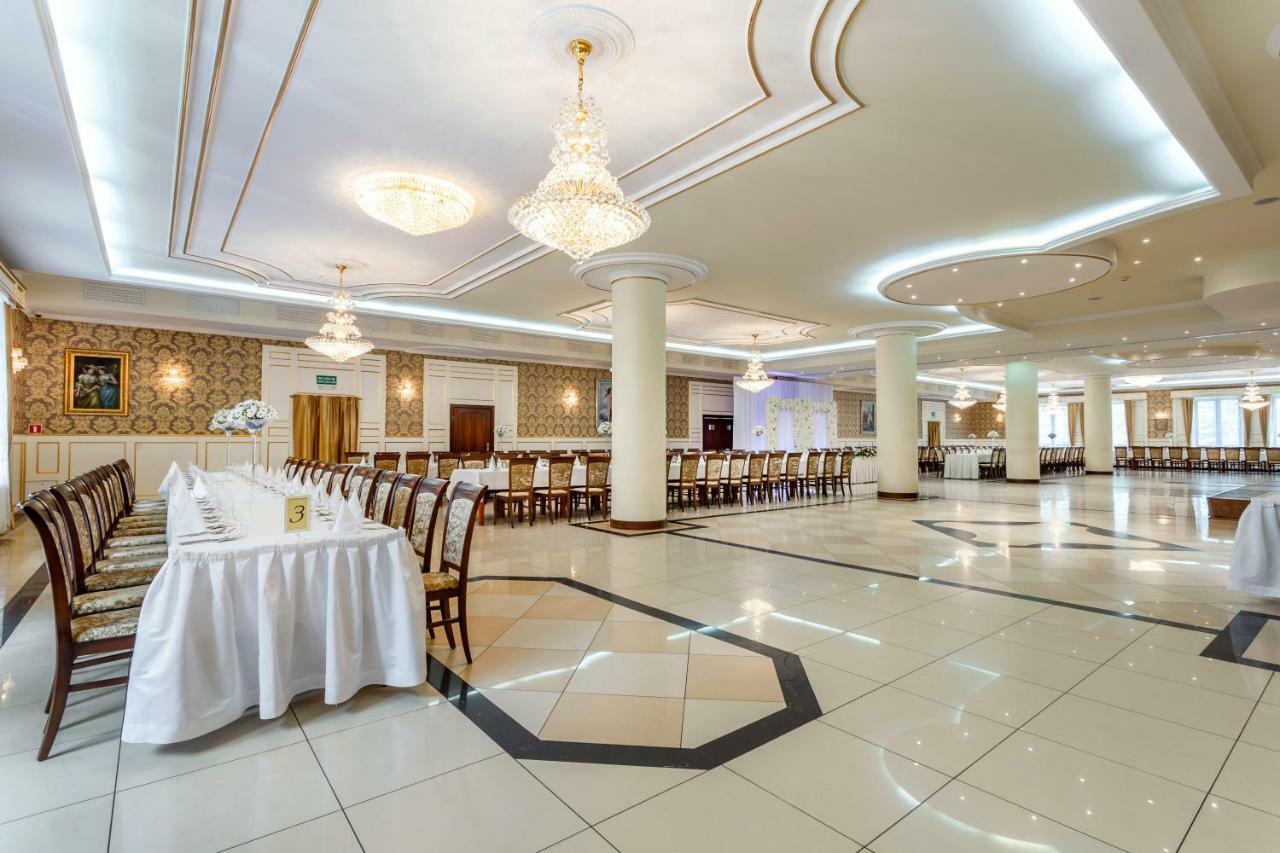 Hotel - Dworek Tryumf Ksiezyno Ngoại thất bức ảnh