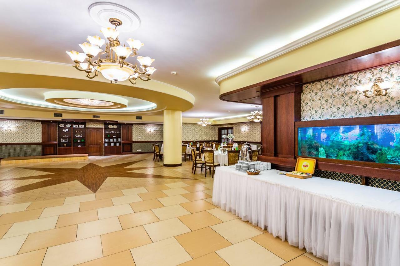 Hotel - Dworek Tryumf Ksiezyno Ngoại thất bức ảnh